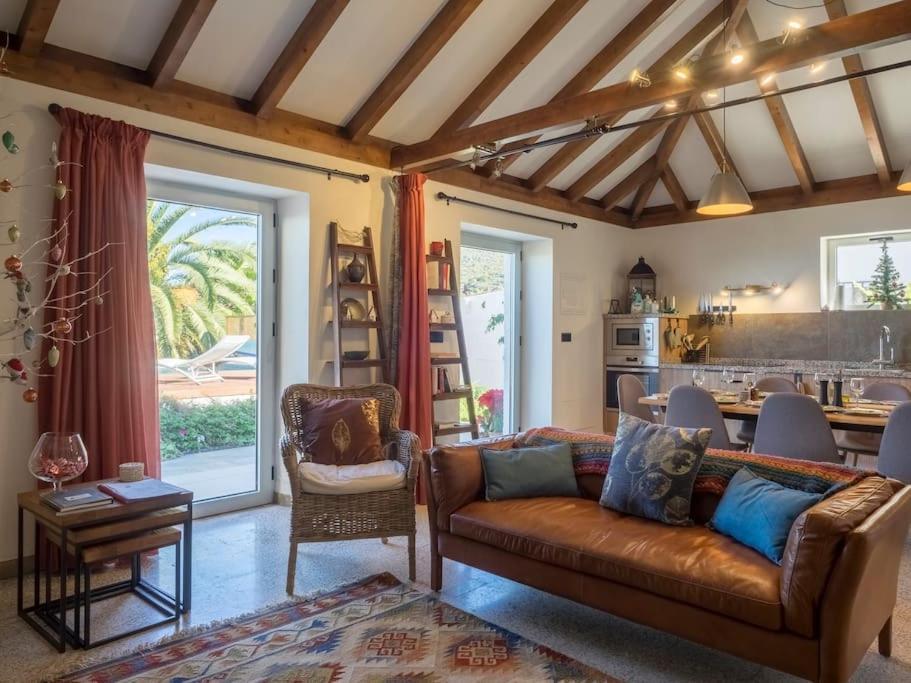 Casa Vina: A Spectacular Away From It All Holiday Ла Оротава Екстериор снимка